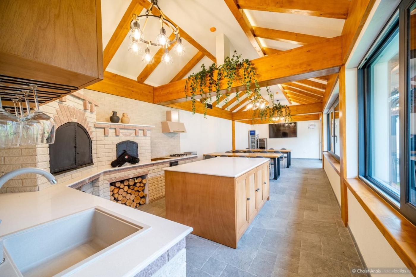 Anais Chalet Кымпулунг-Молдовенеск Экстерьер фото